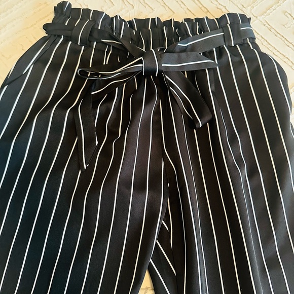 FASHION NOVA “Marcela Pants” - Picture 5 of 10